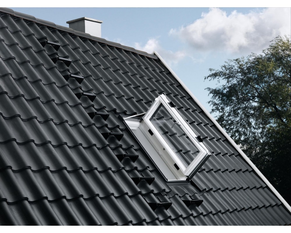 Ventana de salida a cubierta inclinada Velux GXU 0070