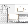 Detalle constructivo de la canaleta Schlüter TROBA-LINE-TL delante de puerta de balcón